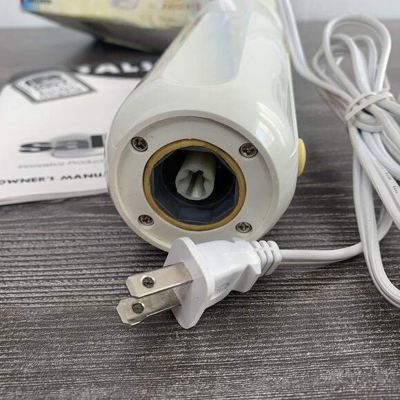 Taco Bell Kitchen Originals La Salsa Electric Handheld Immersion Blender Salton - Picture 11 of 13